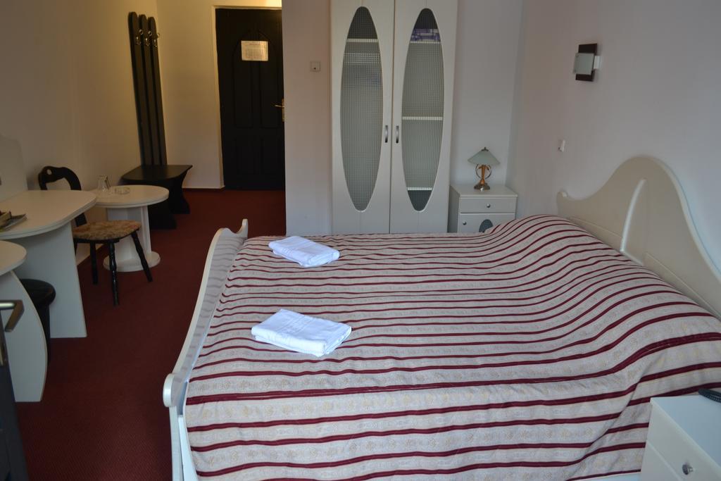 Hotel Marion Padurea Rotunda*** Reghin Habitación foto